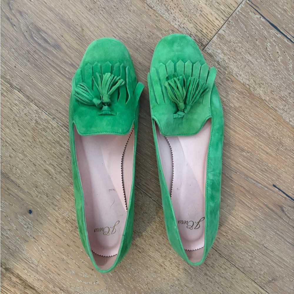 J Crew Suede Green Loafers w/ tassels NWOT like new